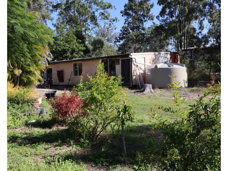 15 Yellowood Court, Kensington Grove QLD 4341