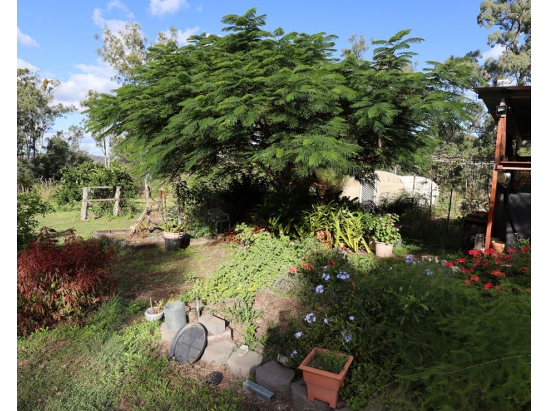 15 Yellowood Court, Kensington Grove QLD 4341