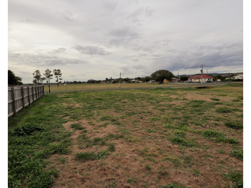 32 Hayes Street, Laidley QLD 4341