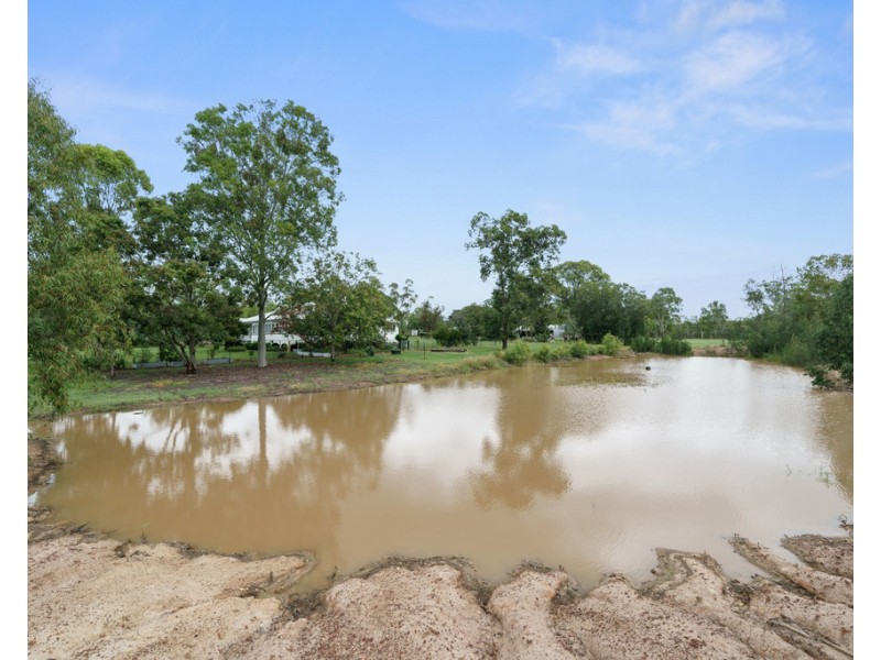 127 Brigalow Street, Placid Hills QLD 4343