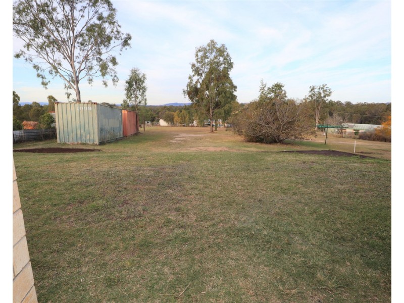 60 Australia II Drive, Kensington Grove QLD 4341