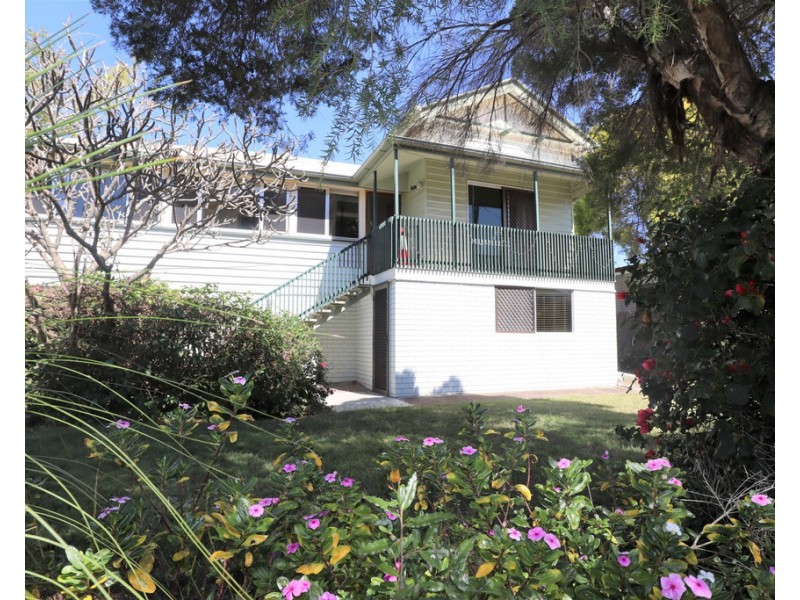 11 Robert Street, Forest Hill QLD 4342