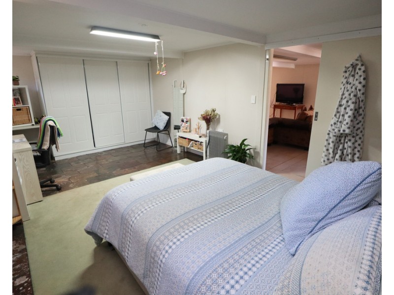 11 Robert Street, Forest Hill QLD 4342