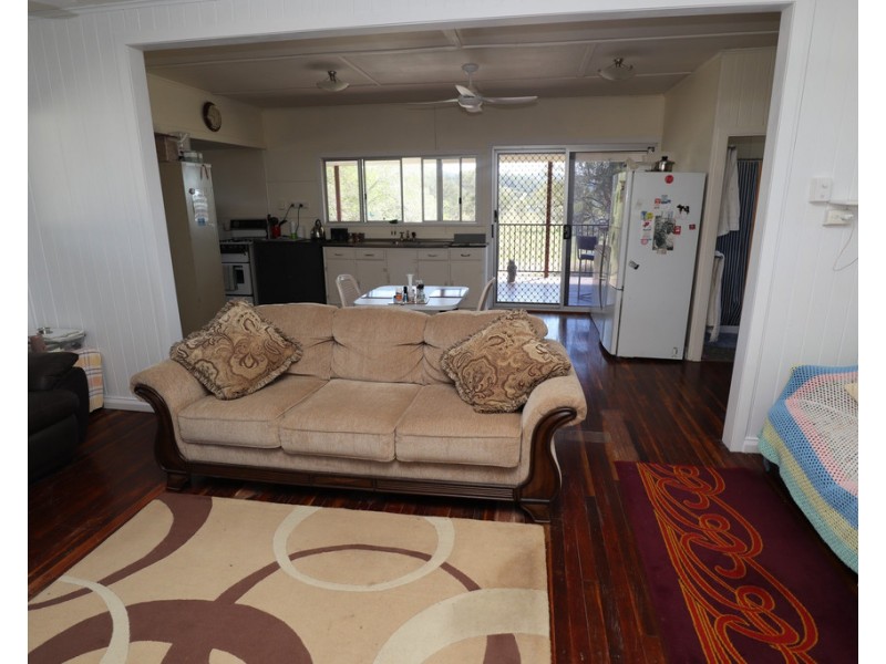 117 Doonans Road, Grandchester QLD 4340