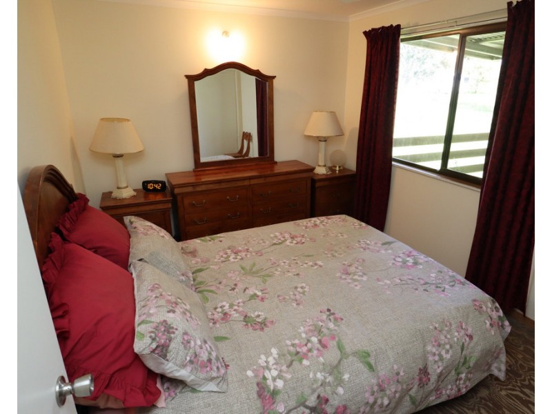 38 Mountain View Drive, Plainland QLD 4341