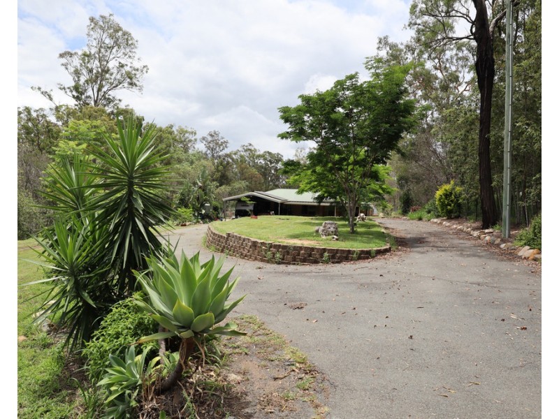 17 Bentley Drive, Regency Downs QLD 4341