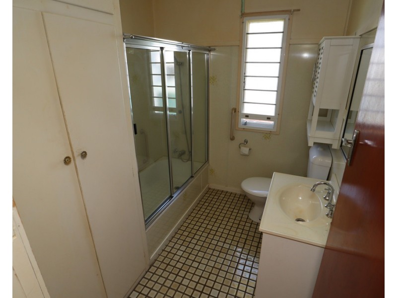 27 Orton Street, Laidley QLD 4341
