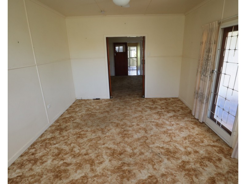 27 Orton Street, Laidley QLD 4341