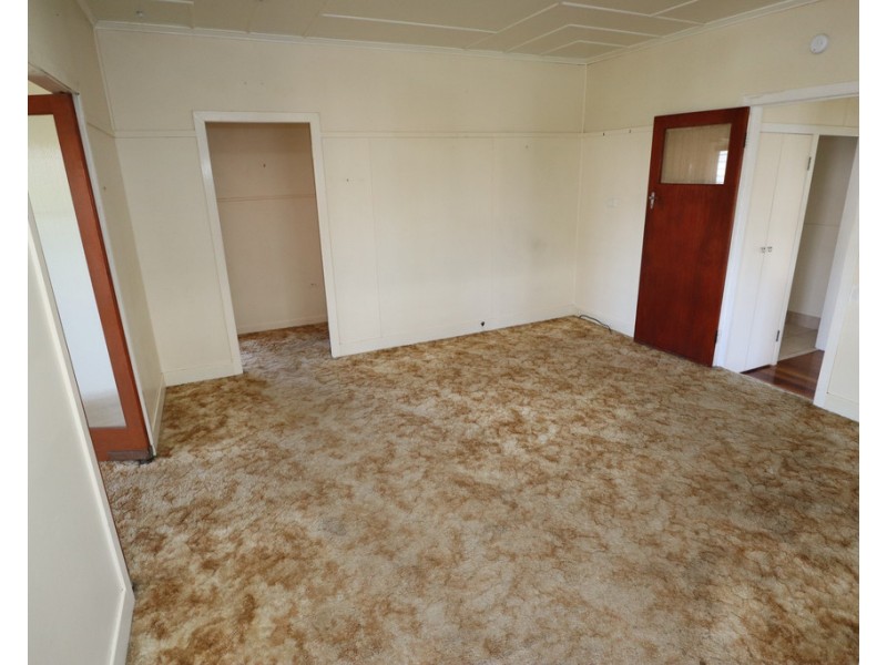 27 Orton Street, Laidley QLD 4341