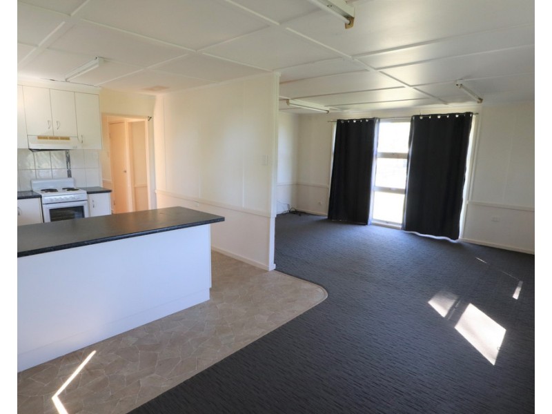 7 Kent Street, Forest Hill QLD 4342