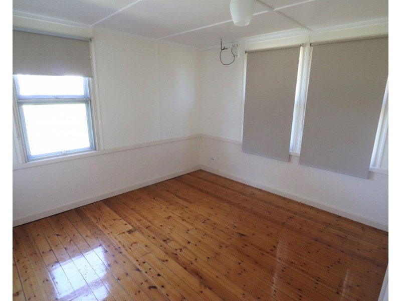 7 Kent Street, Forest Hill QLD 4342