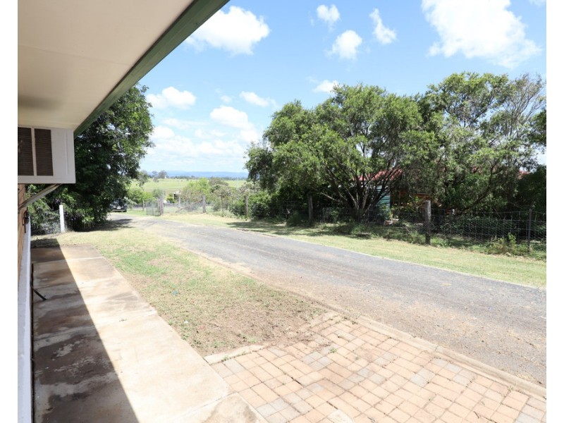 9 Hewett Drive, Regency Downs QLD 4341