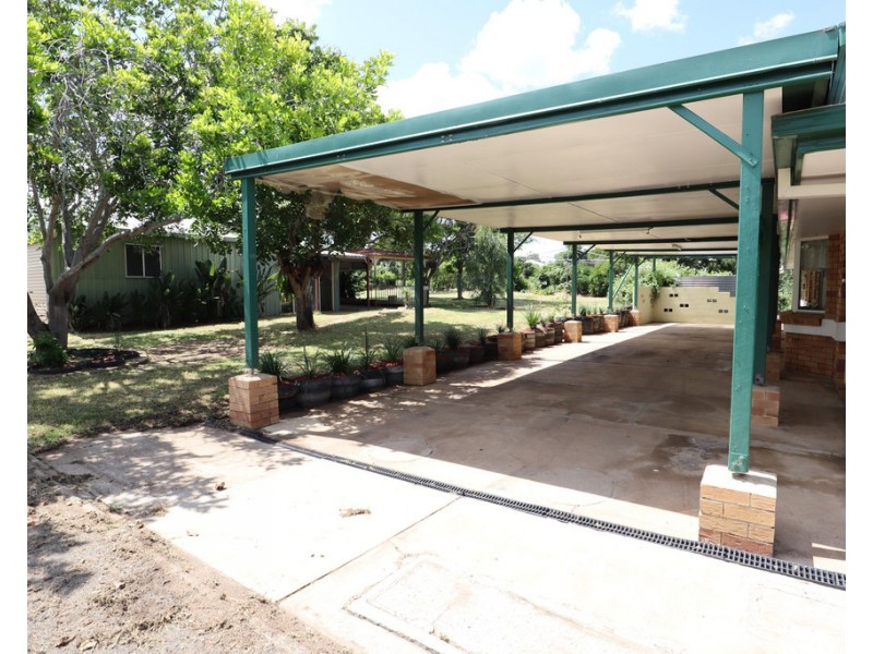 9 Hewett Drive, Regency Downs QLD 4341