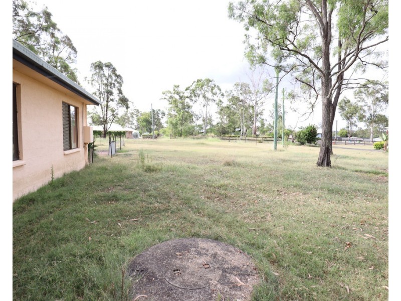 10 Brendan Court, Hatton Vale QLD 4341