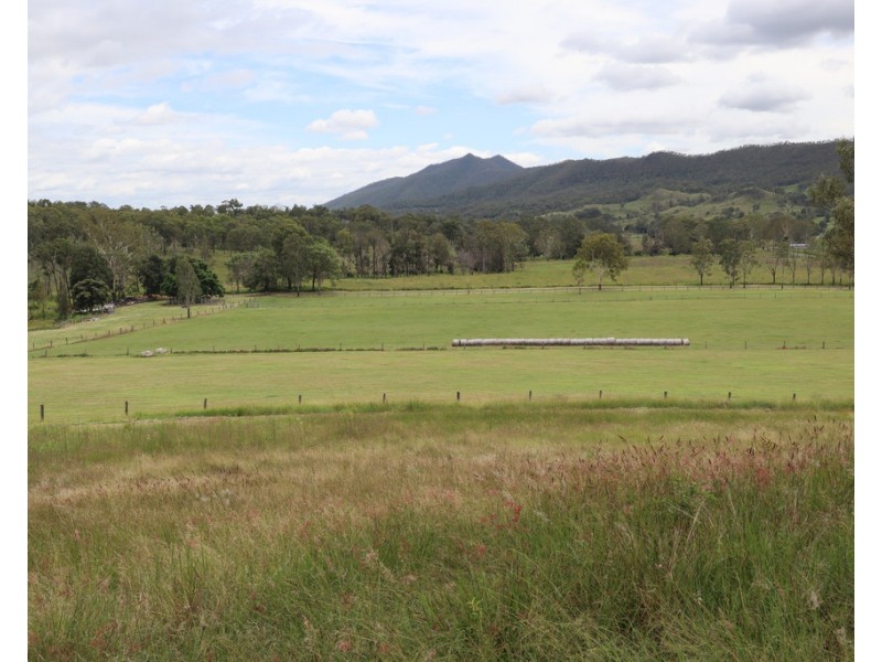 270 Mulgowie Road, Townson QLD 4341