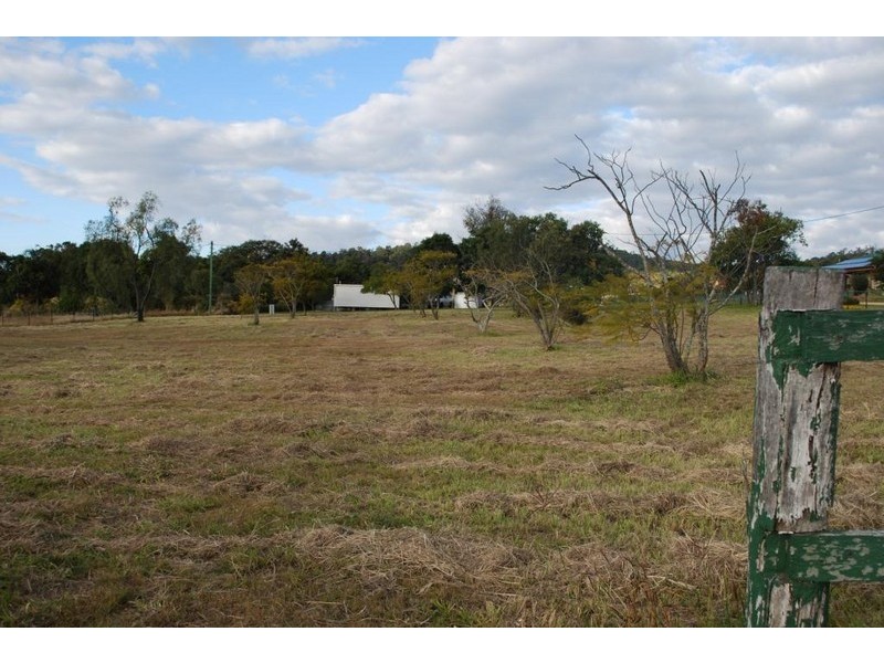 4 Mallee Court, Plainland QLD 4341