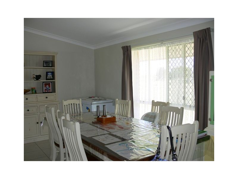 10 Jimba Road, Lockyer Waters QLD 4311