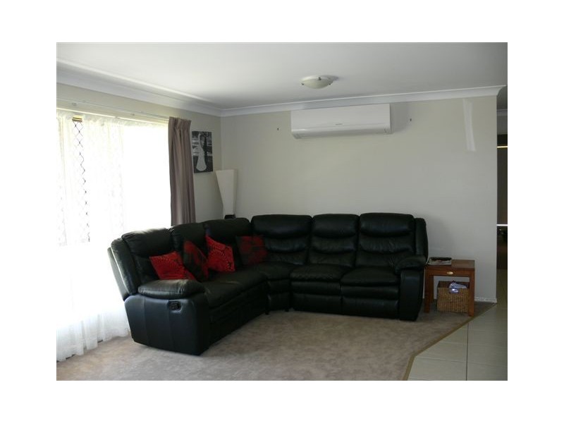 10 Jimba Road, Lockyer Waters QLD 4311