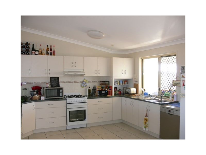 10 Jimba Road, Lockyer Waters QLD 4311