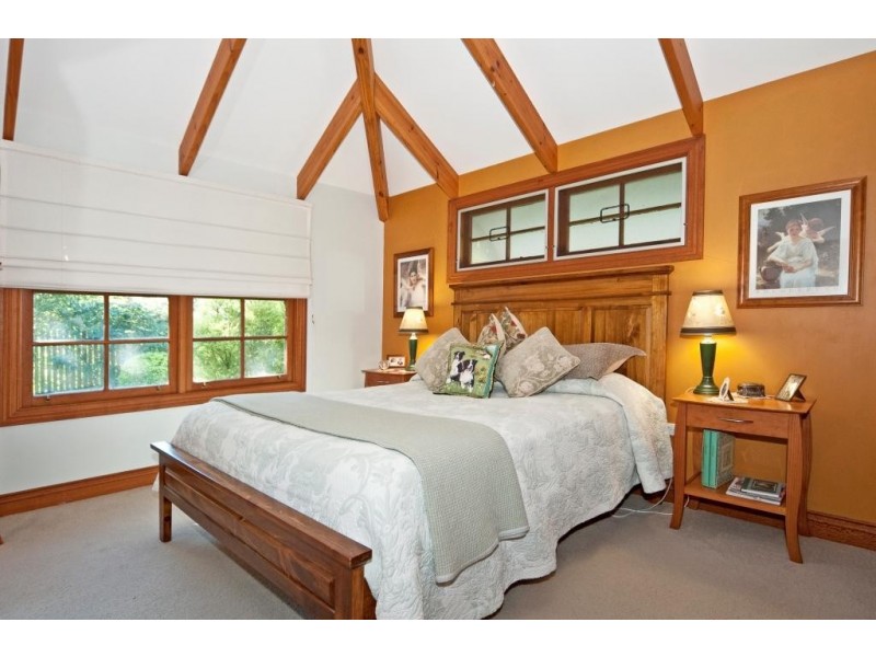 220 Mulgowie Rd, Thornton QLD 4341