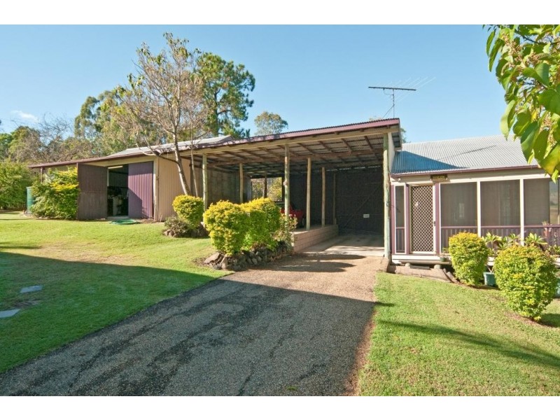 220 Mulgowie Rd, Thornton QLD 4341