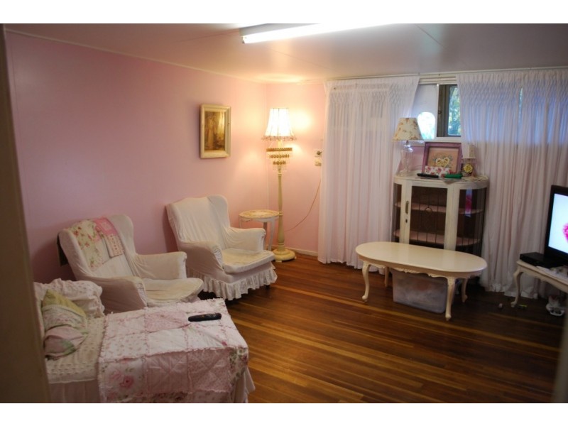 9 Summer St, Laidley QLD 4341