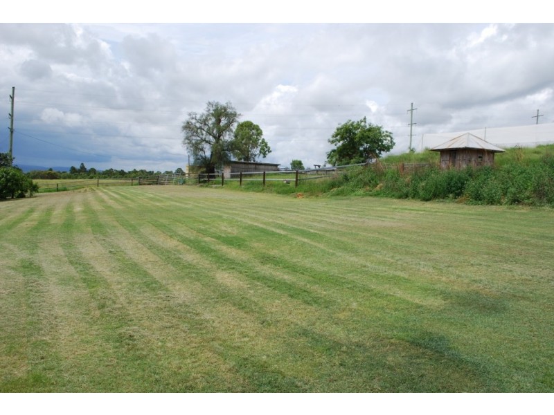 Upper Tenthill QLD 4343