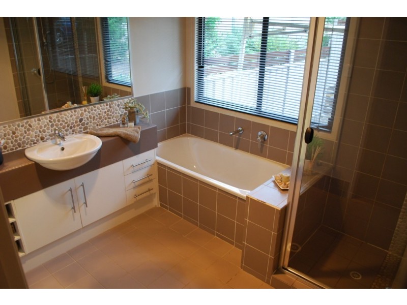 5 Stilt Court, Laidley Heights QLD 4341