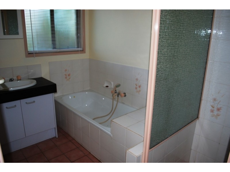 Kensington Grove QLD 4341