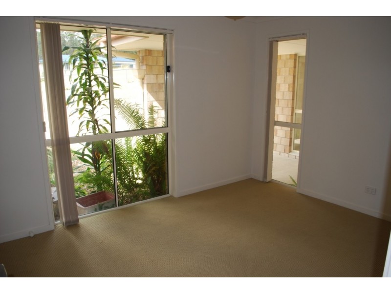 27 Bentley Drive, Regency Downs QLD 4341