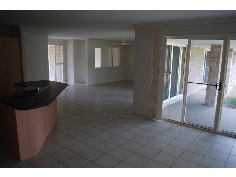27 Bentley Drive, Regency Downs QLD 4341