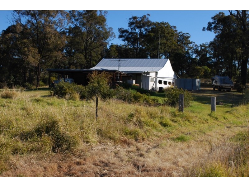 4 Dalton Rd, Mount Berryman QLD 4341