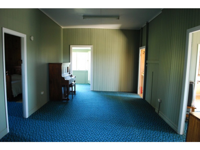Kentville QLD 4341