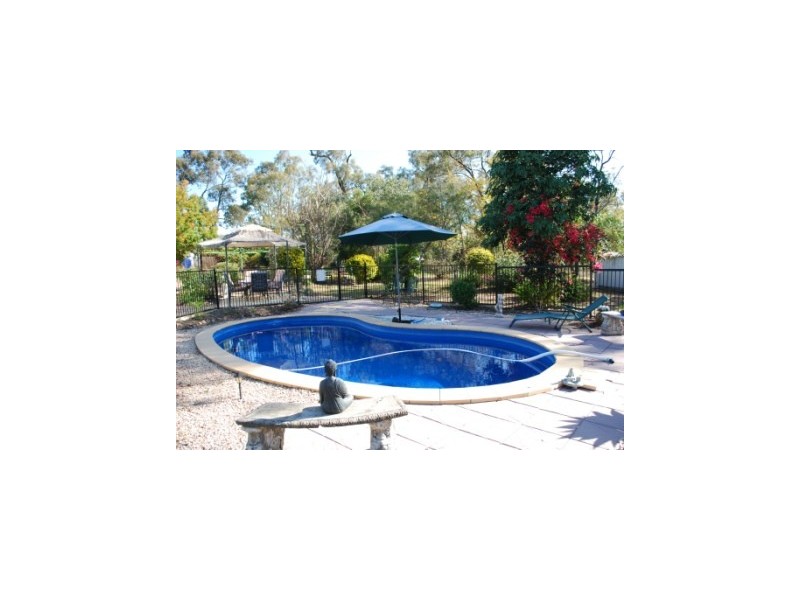 18 Kingfisher Dr, Regency Downs QLD 4341