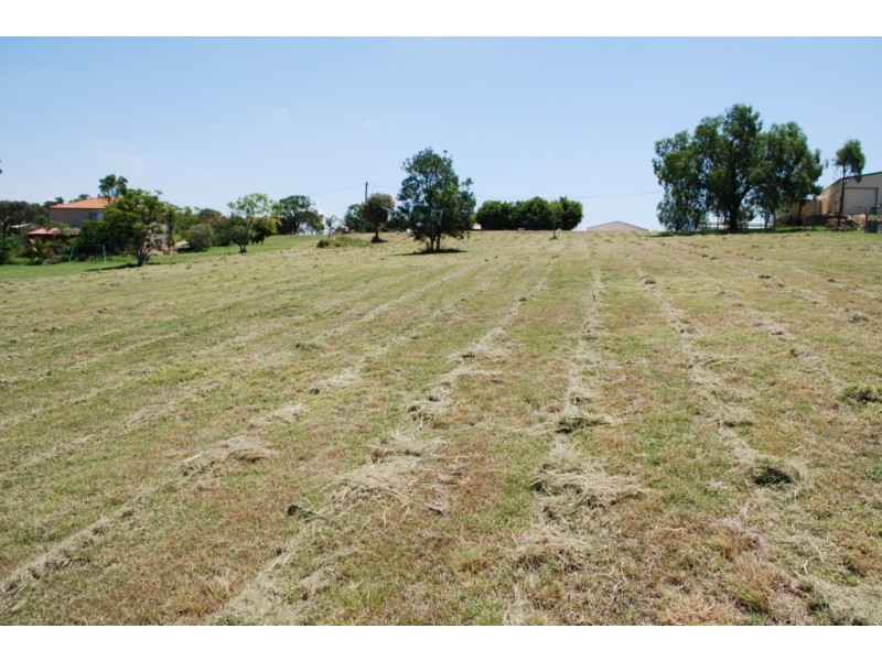 5 Weebill Court, Laidley Heights QLD 4341