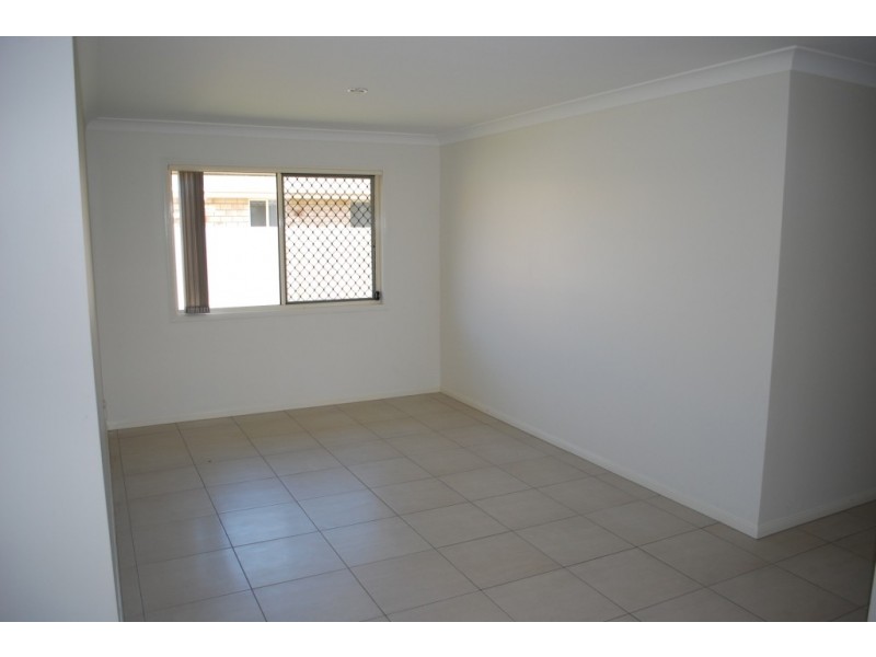 25 Cunningham Ave, Laidley QLD 4341