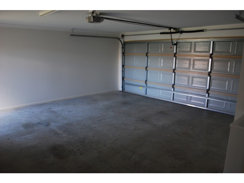 25 Cunningham Ave, Laidley QLD 4341