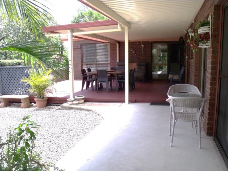 8 Douglas McInnes Dr, Laidley QLD 4341