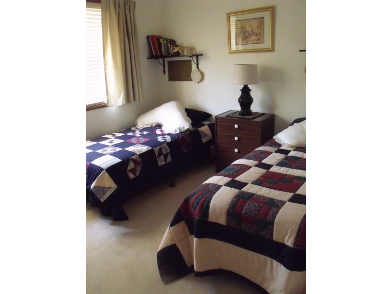 8 Douglas McInnes Dr, Laidley QLD 4341