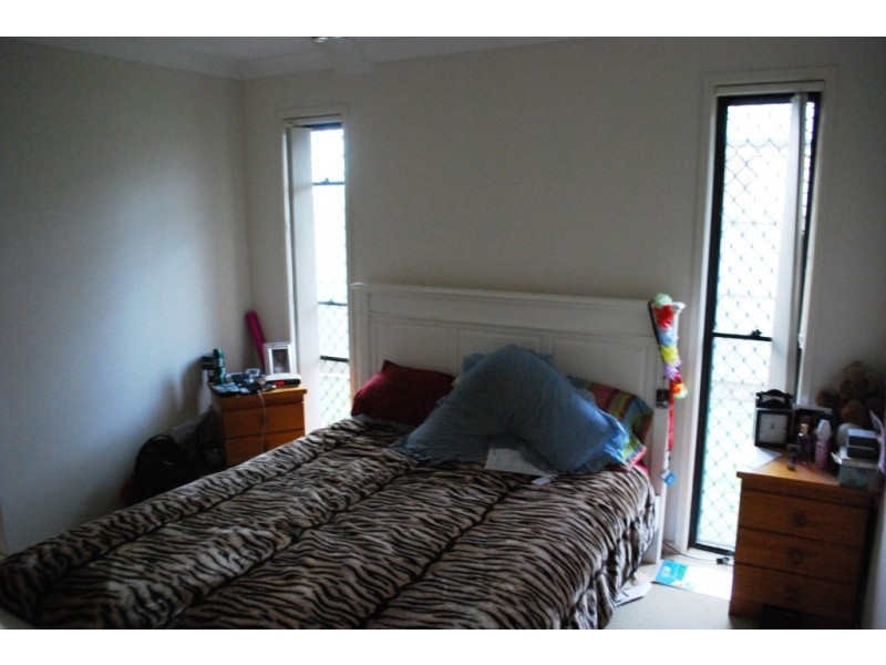 24 Wattle Cr, Raceview QLD 4305