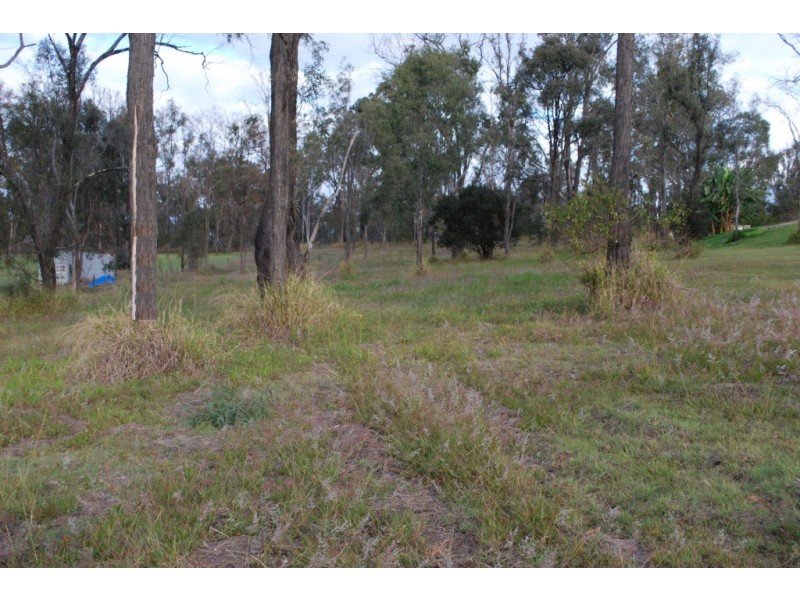 89 Lakes Dr, Laidley Heights QLD 4341