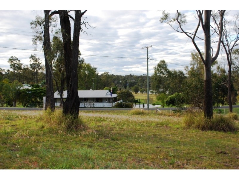 89 Lakes Dr, Laidley Heights QLD 4341