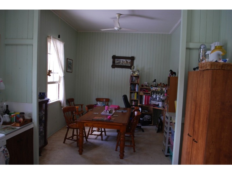 1 Bucknall Court, Regency Downs QLD 4341