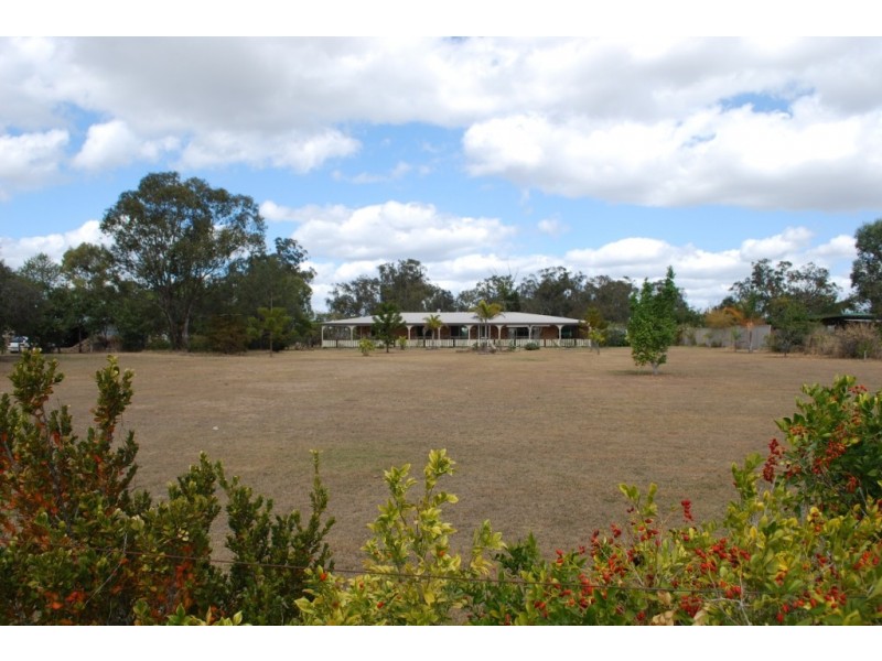 9 Hughes Rd, Plainland QLD 4341