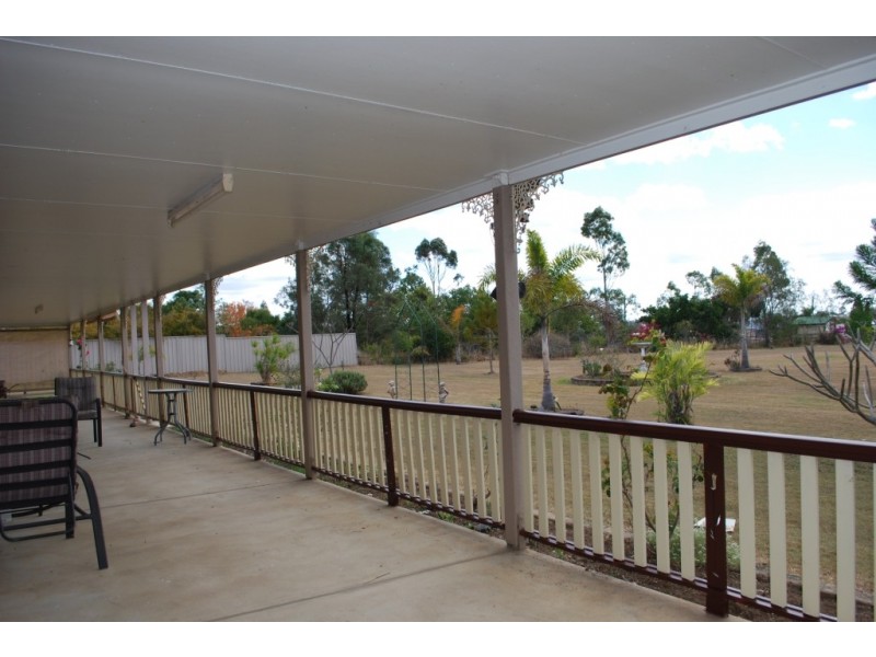 9 Hughes Rd, Plainland QLD 4341