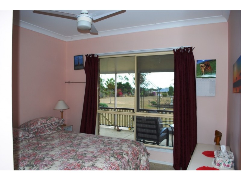 9 Hughes Rd, Plainland QLD 4341