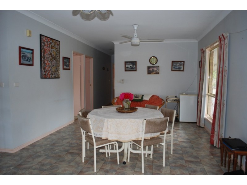 9 Hughes Rd, Plainland QLD 4341