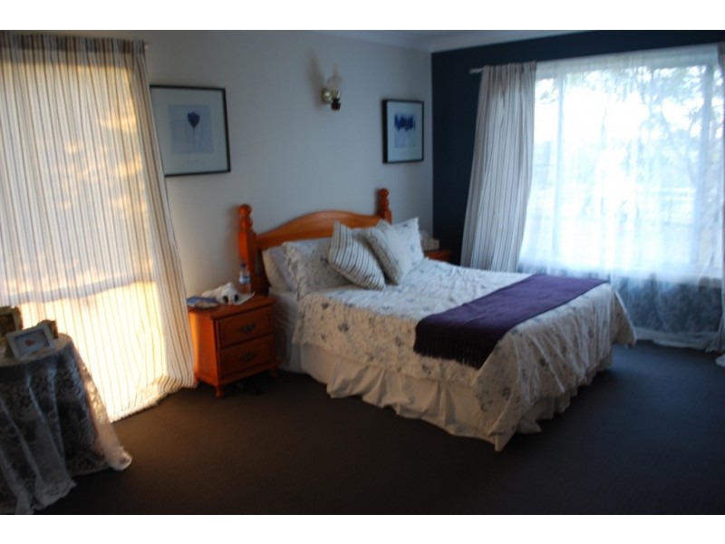 7 Schadwell Rd, Blenheim QLD 4341