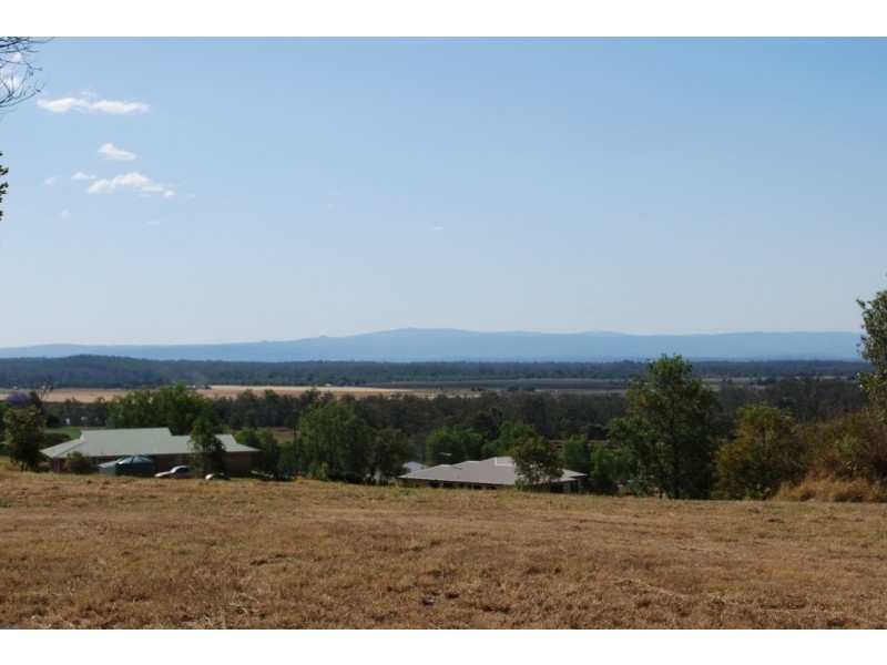 159 Lakes Dr, Laidley Heights QLD 4341