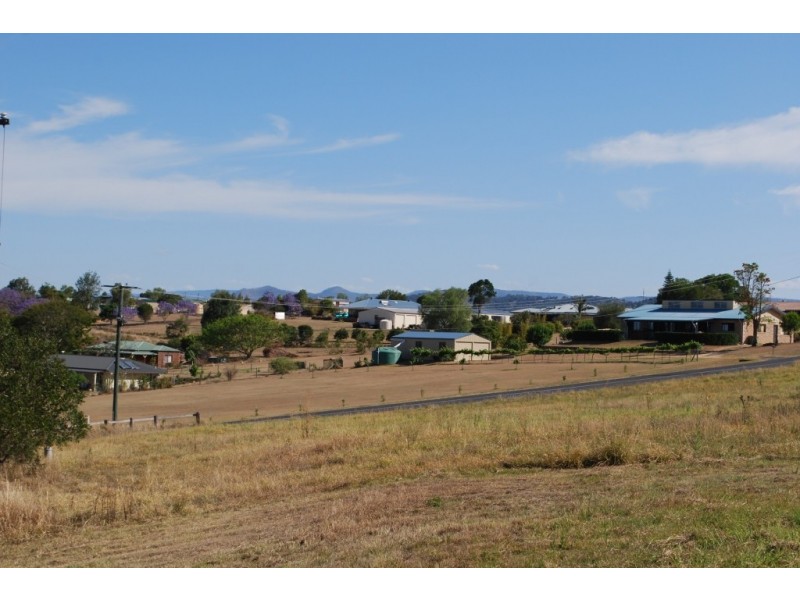 159 Lakes Dr, Laidley Heights QLD 4341